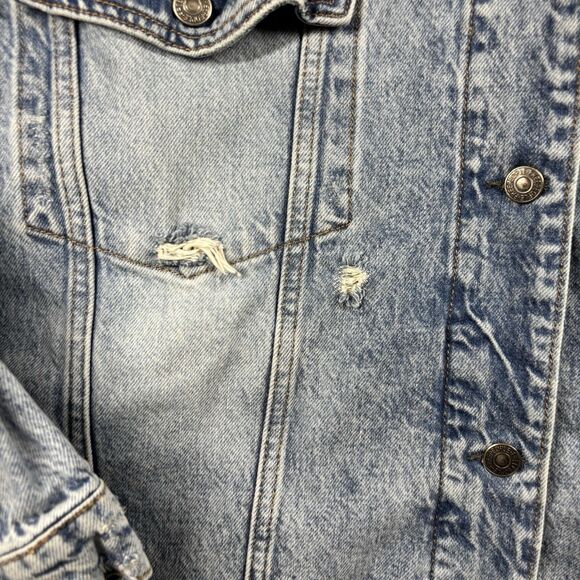 We The Free by Free People Hooded Denim Jean Jacket Trucker Distressed Large - Picture 3 of 13